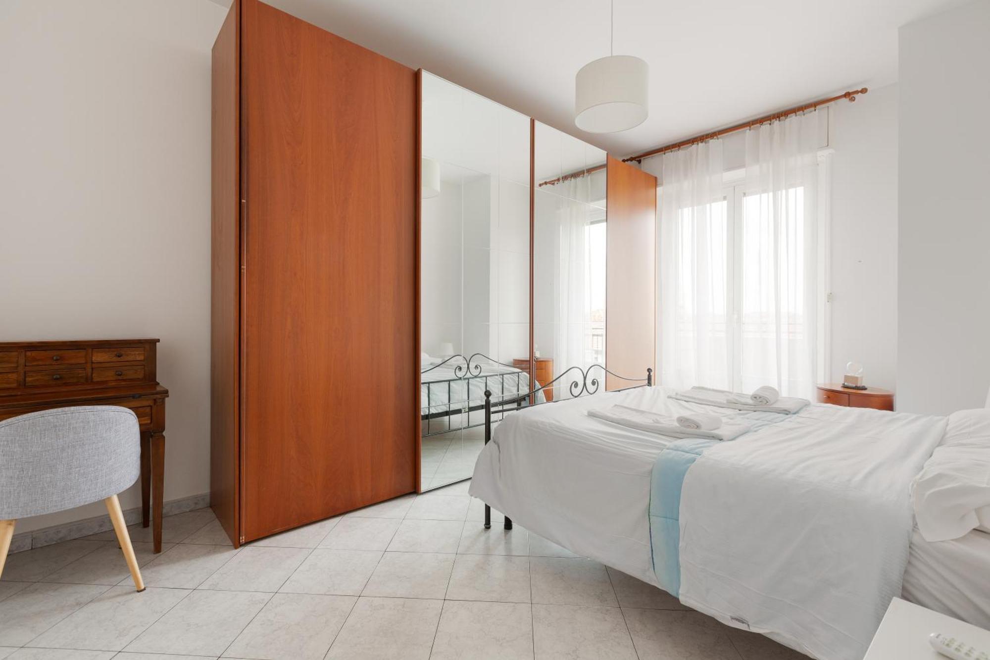 Piazzale Brescia- Cosy With Balcony Mailand