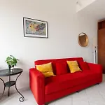 Piazzale Brescia- Cosy Apt With Balcony